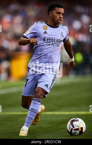 Rodrygo Silva de Goes (Real Madrid, Nr. 21) in Aktion während des Spiels LaLiga Santander zwischen Valencia CF und Real Madrid CF im Mestalla Stadion, Spanien Stockfoto