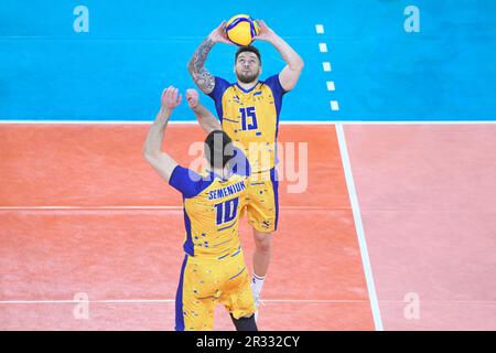 Vitaliy Shchytkov, Jurii Semeniuk (Ukraine). Volleyball-Weltmeisterschaft 2022. Viertelfinale Stockfoto