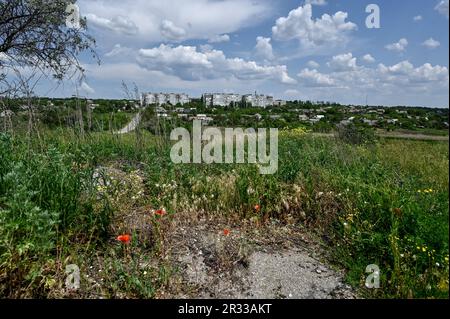 STEPNOHIRSK, UKRAINE - 19. MAI 2023 - der Blick auf die städtische Siedlung Stepnohirsk, die sich in der Nähe der Frontlinie befindet, ist in Stepnohirsk, Z zu sehen Stockfoto