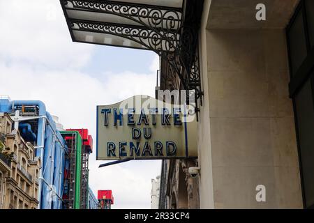 Schild für das Fox Theatre, Théâtre du Renard, im 4. Arrondissement, gegenüber vom Pompidou Museum, Paris, Frankreich. Stockfoto