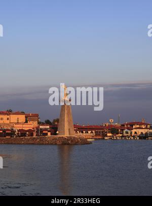 Statue von St. Nicholas in Nessebar Stockfoto