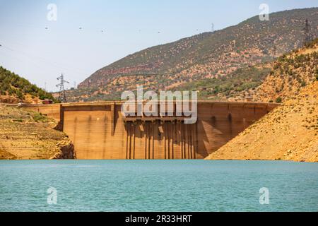 Wunderschöne Landschaft des Staudamms bin El Ouidane in der Region Benimellal in Marokko Stockfoto