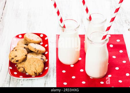 Milch in Flaschen Stockfoto