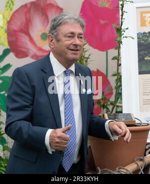 Chelsea, London, Großbritannien. 22. Mai 2023. Gartenexperte und TV-Persönlichkeit Alan Titchmarsh beim RHS Chelsea Flower Show Press Day. Kredit: Maureen McLean/Alamy Live News Stockfoto