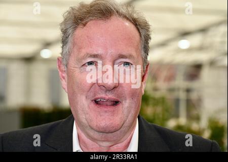 London, Großbritannien. 22. Mai 2023. London, Großbritannien. Pier Morgan. Berühmtheiten waren ein häufiger Anblick bei der RHS Chelsea Flower Show 2023 Press Day, die auf dem Gelände des Royal Hospital, Chelsea stattfand. Kredit: michael melia/Alamy Live News Stockfoto