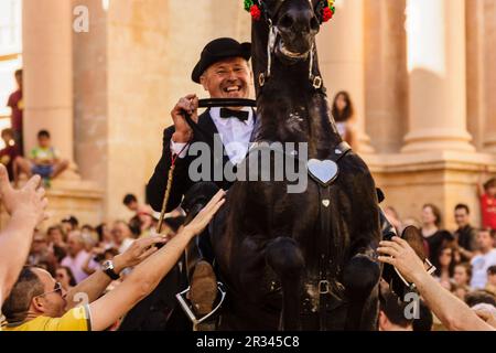 Convocatoria de los Caballeros, Fiestas de Sant Joan. Ciutadella. Menorca, Islas Baleares, españa. Stockfoto