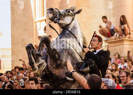 Convocatoria de los Caballeros, Fiestas de Sant Joan. Ciutadella. Menorca, Islas Baleares, españa. Stockfoto