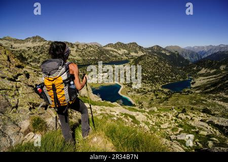 Ascenso al pico Néouvielle, 3091 metros, Parque Natural de Neouvielle, Pirineo francés, Bigorre, Francia. Stockfoto