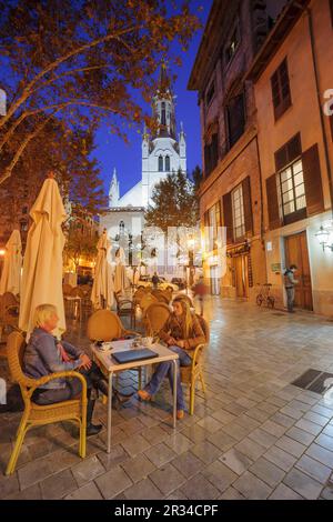 Gotica iglesia de Santa Eulàlia, siglos XIV-XIX, Plaza de Santa Eulària, Mallorca, Islas Baleares, España. Stockfoto