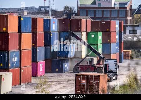 Hafen Dortmund, Containerterminal Dortmund CTD, Trimodalterminal, Eisenbahn-, Straßen- und Wasserstraßenverkehr, Dortmund-Ems-Kanal, NRW, Deutschland Stockfoto