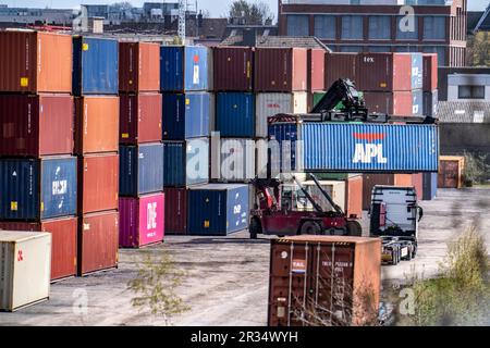 Hafen Dortmund, Containerterminal Dortmund CTD, Trimodalterminal, Eisenbahn-, Straßen- und Wasserstraßenverkehr, Dortmund-Ems-Kanal, NRW, Deutschland Stockfoto