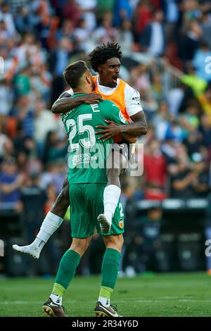 Finalspiel und Feier Valencia CF. Giorgi Mamardashvili von Valencia CF, Thierry Correia von Valencia CF, gesehen in Aktion während der La Liga Santan Stockfoto