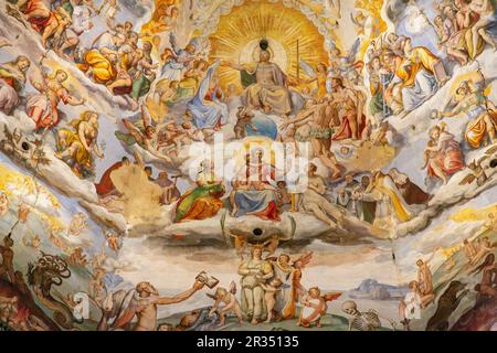 Florenz, Italien - 6. April 2022: Innenausstattung der Kathedrale von Florenz, Cattedrale di Santa Maria del Fiore in Florenz, Italien. Das Gebäude war es Stockfoto