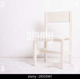 Weißen altmodischen Stuhl Stockfoto