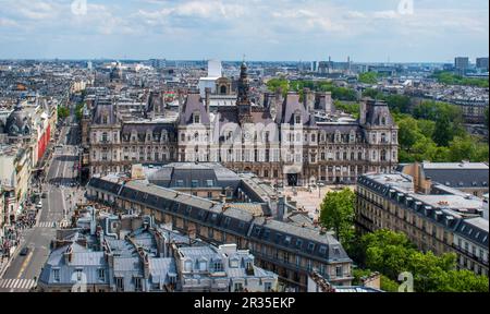 Das Rathaus von Paris aus der Vogelperspektive Stockfoto