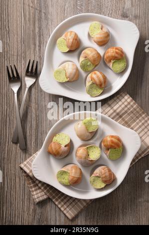 Vorbereitete burgunderrote Schnecken Stockfoto