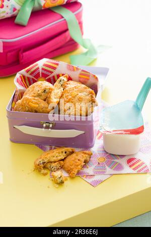 Cornflake und Schokoladenkekse für die Schule Stockfoto