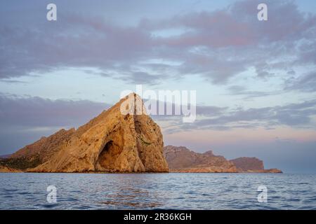 Cala Bóquer, Alta den Vaquer, die Küste von Tramuntana, Pollensa, Mallorca, Balearen, Spanien. Stockfoto