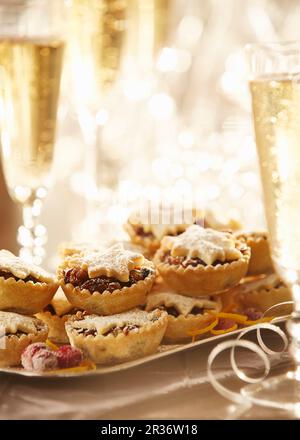 Mince Pies für Weihnachten Stockfoto