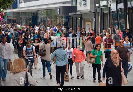 Passser-by, Zeil, Frankfurt am Main, Hessen, Deutschland Stockfoto