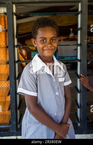 Sehr freundliches Schulmädchen, Yanuya Insel, Mamanuca Inseln, Fidschi Stockfoto