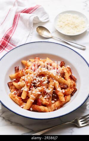 Penne alle Arrabiata Stockfoto