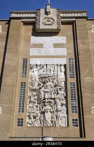 FRANKREICH. GIRONDE (33). BORDEAUX. DAS VOM ARCHITEKTEN JACQUES D'WELLES ENTWORFENE BOURSE DU TRAVAIL IST EIN ART DÉCO-GEBÄUDE. AUS REINFORC Stockfoto