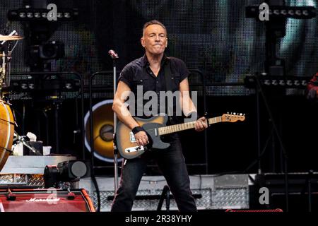 Rom, Italien. 21. Mai 2023. ROM, ITALIEN - 21. MAI: Bruce Springsteen und die E Street Band treten am 21. Mai 2023 im Circo Massimo Rome in Rom auf. (Foto: Roberto Finizio/NurPhoto) Kredit: NurPhoto SRL/Alamy Live News Stockfoto