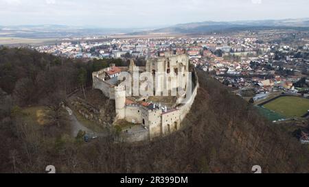 Boskovice, Tschechische republik, 14. September 2023: Panoramablick aus der Luft auf die Burg Boskovice und die Stadt Hrad Boskovice, mittelalterliche Gotik für in Mähren Stockfoto