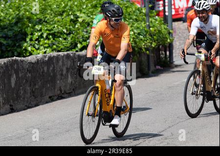Bergamo, Italien. 21. Mai 2023. Damiano Cunego während der 15. Etappe - Seregno - Bergamo, Giro d'Italia in Bergamo, Italien, Mai 21 2023 Kredit: Independent Photo Agency/Alamy Live News Stockfoto