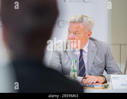 München, Deutschland. 22. Mai 2023. Horst Arnold ( SPD ) bei der Diskussion über Migration und Sicherheit in Bayern im Internationalen Presseclub in München am 22. Mai 2023. (Foto: Alexander Pohl/Sipa USA) Guthaben: SIPA USA/Alamy Live News Stockfoto