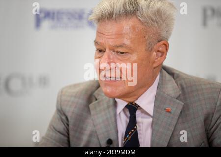 München, Deutschland. 22. Mai 2023. Horst Arnold ( SPD ) bei der Diskussion über Migration und Sicherheit in Bayern im Internationalen Presseclub in München am 22. Mai 2023. (Foto: Alexander Pohl/Sipa USA) Guthaben: SIPA USA/Alamy Live News Stockfoto