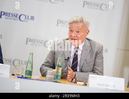München, Deutschland. 22. Mai 2023. Horst Arnold ( SPD ) bei der Diskussion über Migration und Sicherheit in Bayern im Internationalen Presseclub in München am 22. Mai 2023. (Foto: Alexander Pohl/Sipa USA) Guthaben: SIPA USA/Alamy Live News Stockfoto