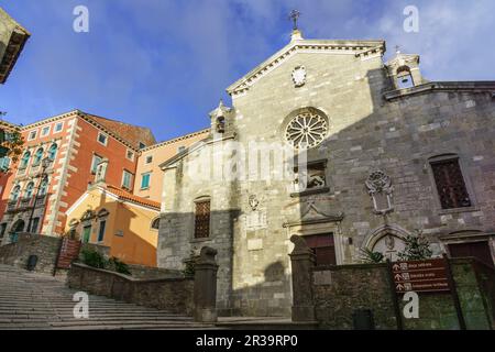 iglesia parroquial de la beata virgen Maria, Siglos XI-XVIII, Labin (Albona), Halbinsel von Istrien, Croacia. Stockfoto