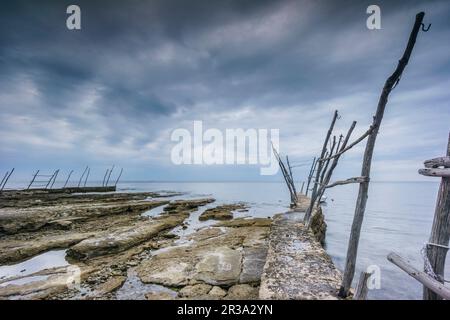 Tipicas gruas de barca, Savudrija, Halbinsel Istrien, Croacia, Europa. Stockfoto