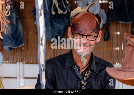 Mercadillo Hippie, Feria Artesal de La Mola, El Pilar de la Mola Formentera, Balearen, Spanien. Stockfoto