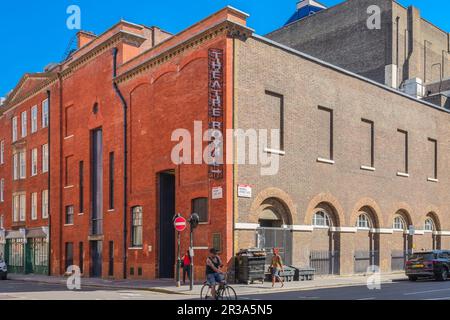 London, Großbritannien - 27. Juli 2022 - The Theatre Royal, Drury Lane, allgemein bekannt als Drury Lane, ein West End Theater in Covent Garden Stockfoto