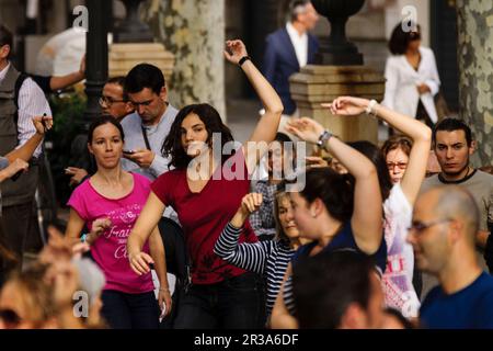 Muestra de indumentaria tradicional Mallorquina de los siglos XVII Teil A XX, teatro Mar i Terra, Palma, Mallorca, Balearen, Spanien. Stockfoto