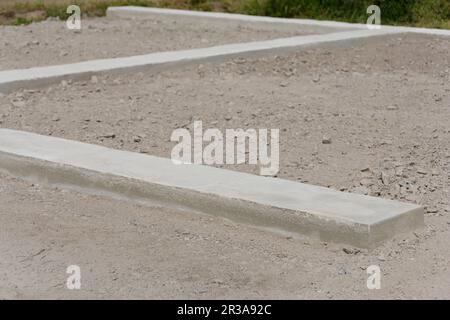 Nahaufnahme der Strip Foundation einer Garage oder eines Hauses Stockfoto