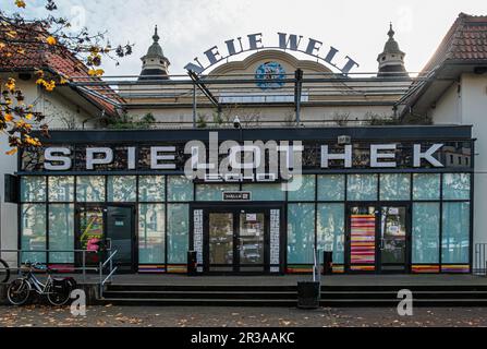 Huxleys Neue Welt Veranstaltungsort und Unterhaltungszentrum in der ehemaligen Konzerthalle, Hasenheide 107, Kreuzberg-Berlin, Deutschland Stockfoto