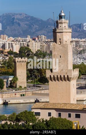 Paraires Turm und Signal Tower von Porto Pi Leuchtturm, XV Jahrhundert, erklärte ein kunsthistorisches Denkmal am 14. August 1983. Palma, Mallorca, Balearen, Spanien. Stockfoto