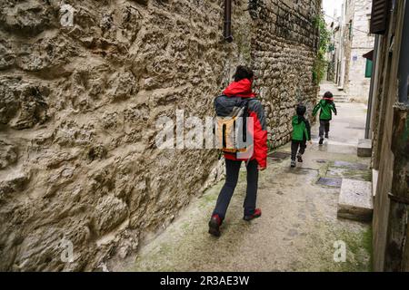 callejones del Centro, Sibenik, costa dalmata, Croacia, europa. Stockfoto