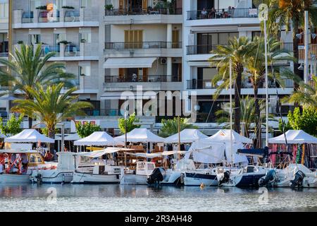 Mercadillo al Aire Libre, Port d'Alcúdia, Mallorca, Balearen, Spanien. Stockfoto