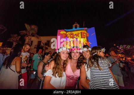 Fiesta Flowerpower, Sant Francesc Xavier, Formentera, Balearen, Spanien. Stockfoto