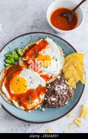 Mexikanische Huevos Rancheros Stockfoto