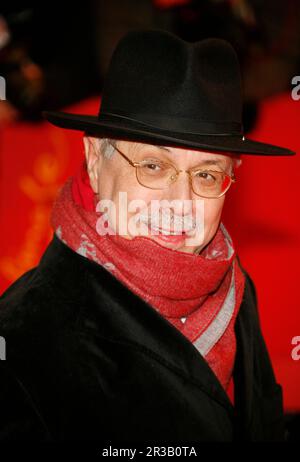 ARCHIVFOTO: Dieter KOSSLICK wird am 30. Mai 2023 75 Jahre alt, Premiere 'Happy Tears' Berlinale Director Dieter KOSSLICK, Portraet, Portrait Red Carpet, Red Carpet Show 59. International Berlin Film Festival vom 5. Bis 15. Februar 2009 in Berlin, Berlinale, 11. Februar 2009 SVEN SIMON, Princess-Luise-Str.41#45479 Mülheim/Ruhr#Tel. 0208/9413250#Fax 0208/9413260#Konto 244 293 433 P ostbank E ssen BLZ 360 100 43#www.SvenSimon.net #email:SvenSimon@t-online.de. Stockfoto