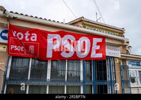 Partido Socialista Obrero Español, PSOE-Wahlwerbung für die spanischen Kommunalwahlen 2023 in Ciudad Quesada für die Region Rojales, Spanien. Banner Stockfoto