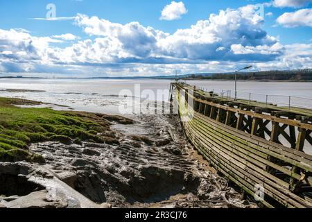 Blick auf die Severn-Mündung vom Eingang zu Sharpness Docks, Gloucestershire, Großbritannien Stockfoto