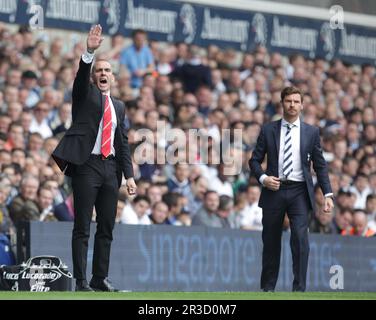 Paolo Di Canio, Manager von Sunderland, drängt seine Spieler. Sporen schlagen Sunderland 1:0Tottenham Hotspurs 19/05/13 Tottenham Hotspurs V Sunderland 19/05/ Stockfoto