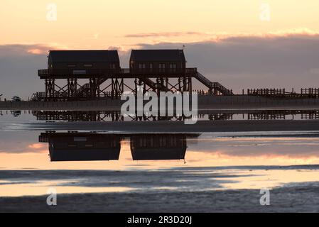 Sonnenuntergang am Strand von Sankt Peter-Ording Stockfoto